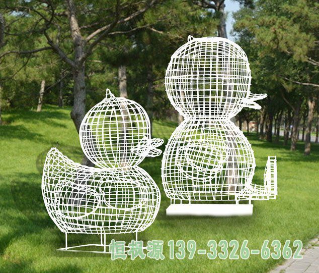 不锈钢镂空鸭子雕塑 (2)