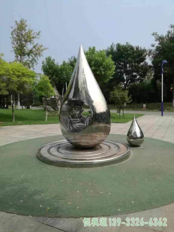 不锈钢公园电镀水滴雕塑