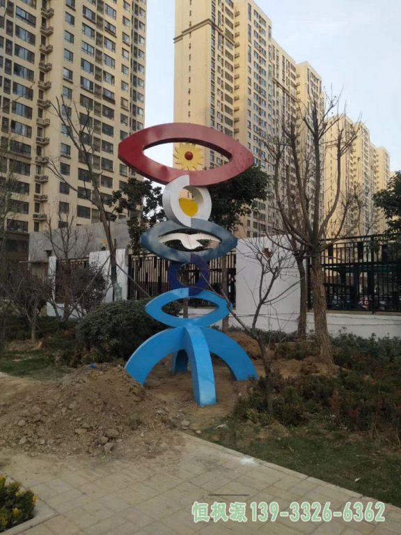 别墅抽象不锈钢景观雕塑