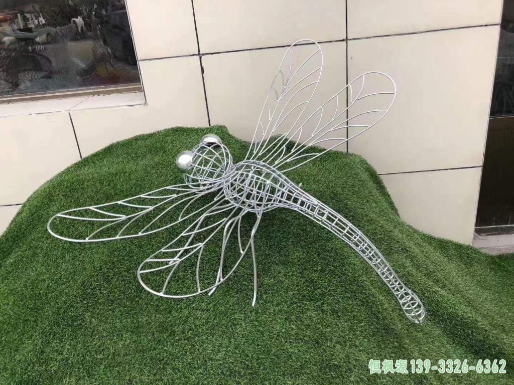 不锈钢蜻蜓雕塑 (1)