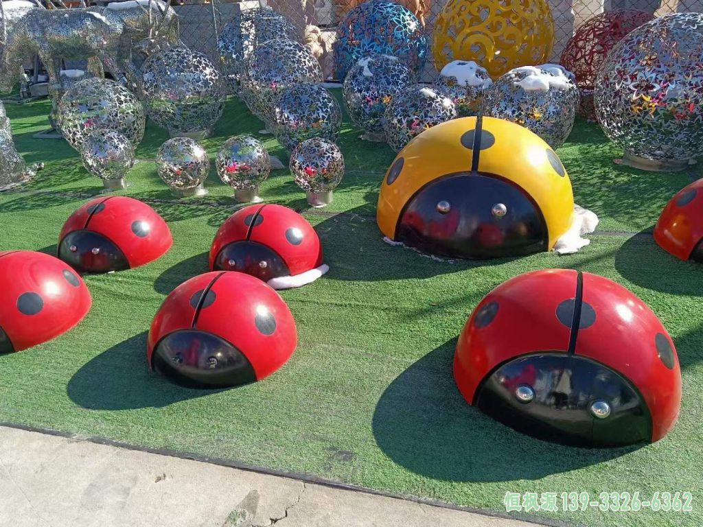 不锈钢彩绘七星瓢虫雕塑 (17)