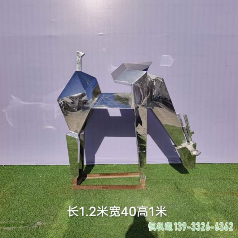 镜面鹿公园不锈钢雕塑