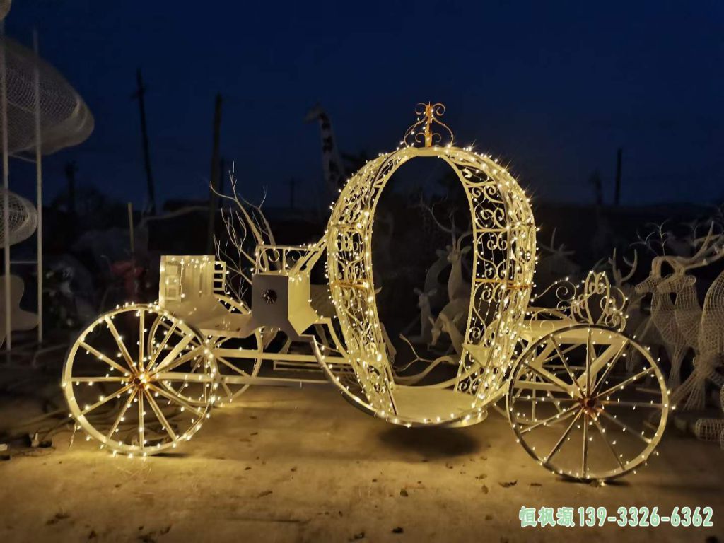 发光镂空马车广场不锈钢雕塑