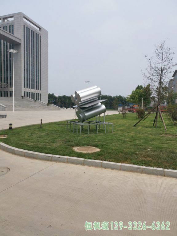 不锈钢抽象雕塑1