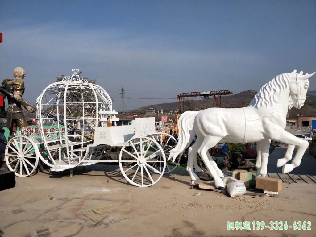 镂空马车 (1)