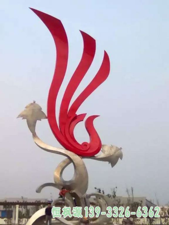 凤凰不锈钢商厦雕塑