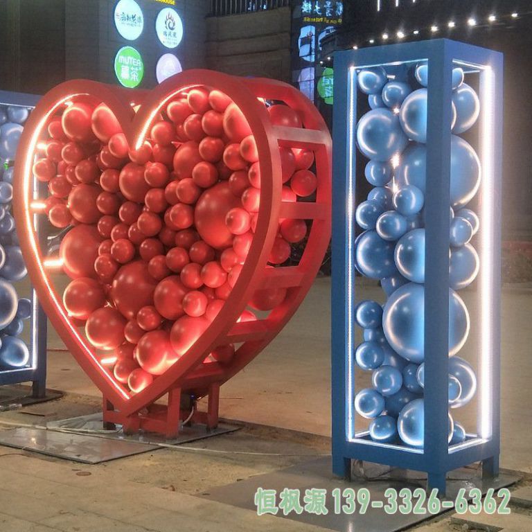 灯饰不锈钢广场雕塑