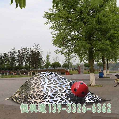 七星瓢虫不锈钢景观雕塑