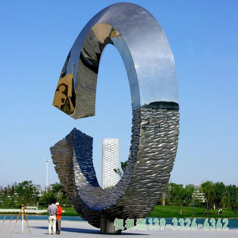 月亮城市不锈钢艺术雕塑