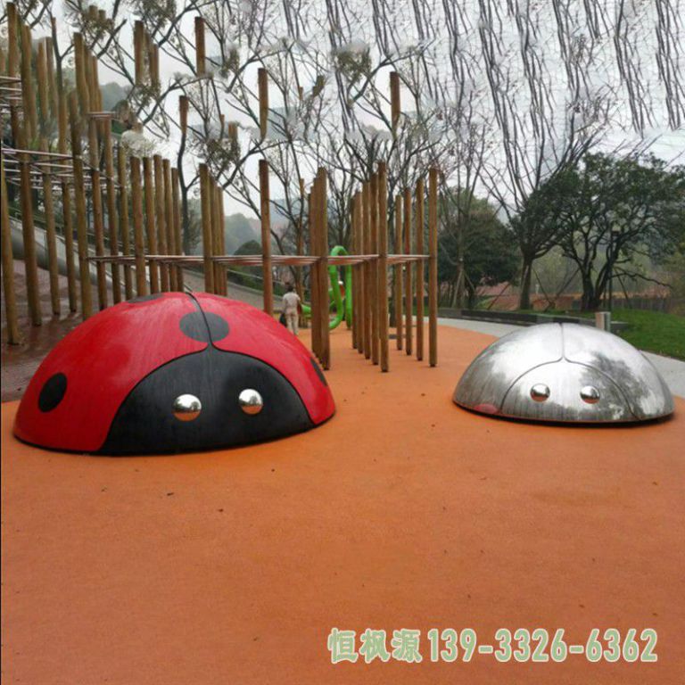 广场瓢虫不锈钢景观雕塑