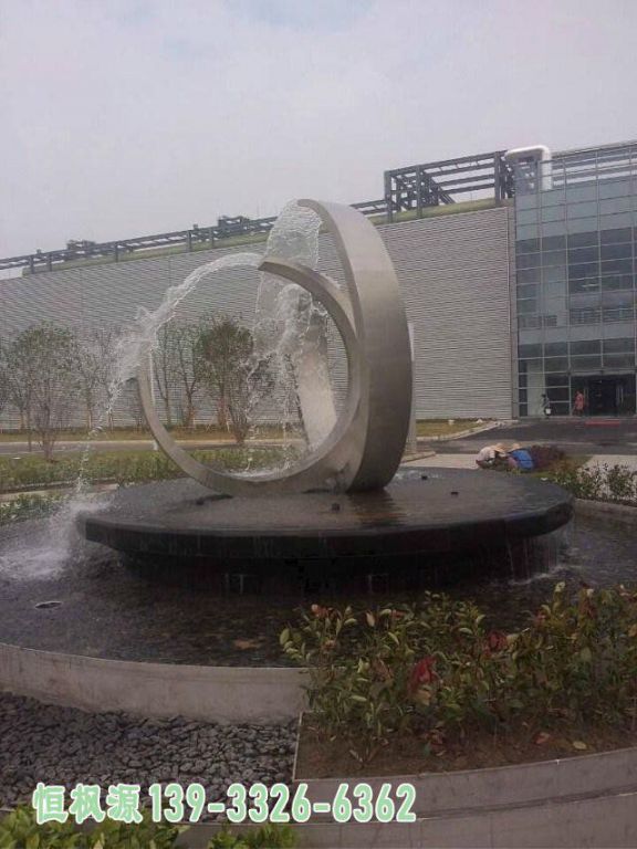 广场喷泉不锈钢雕塑