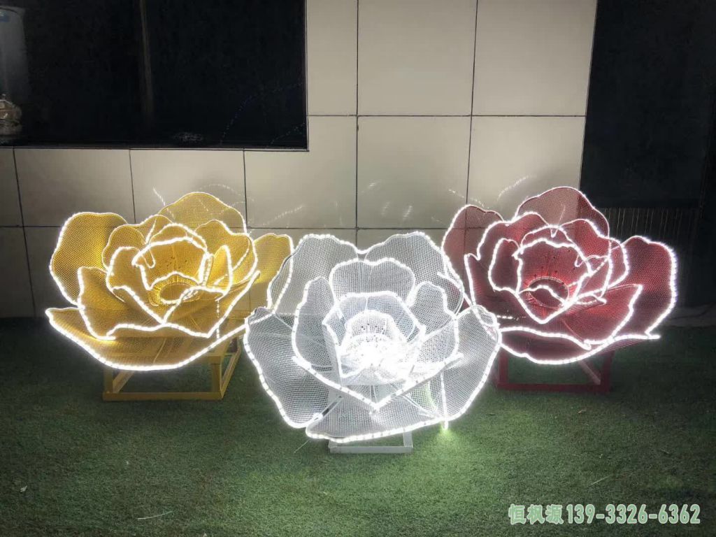 玫瑰广场不锈钢景观雕塑