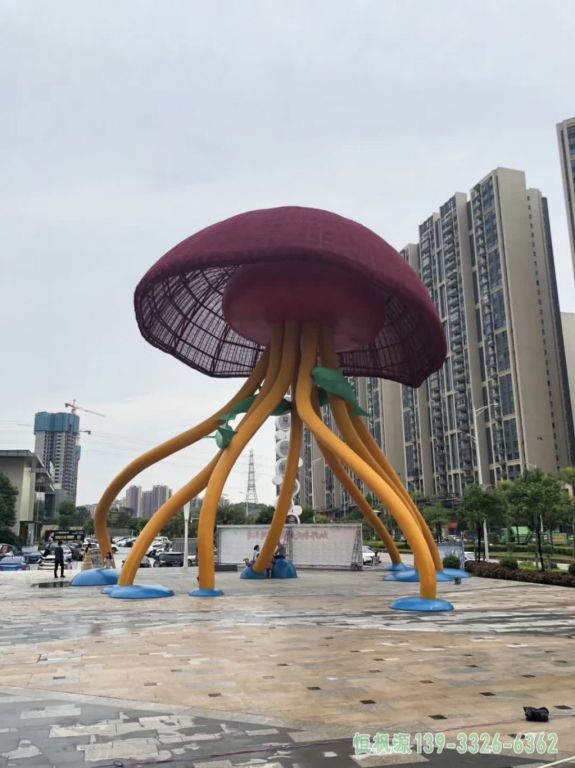 不锈钢企业蘑菇雕塑