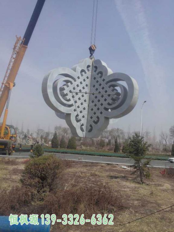 不锈钢广场中国结景观雕塑