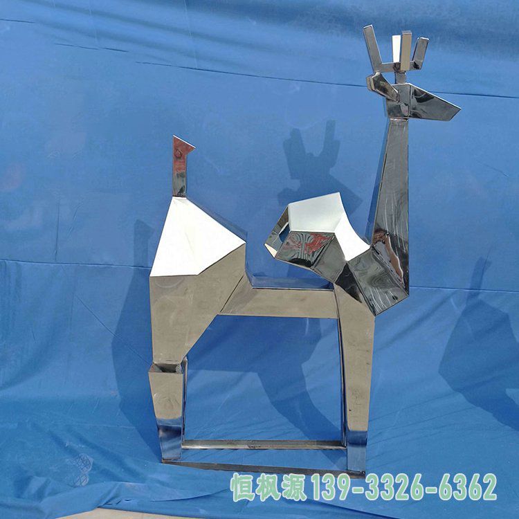 几何鹿校园不锈钢雕塑
