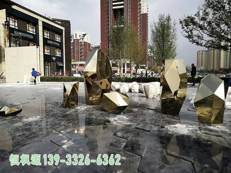 石头小区不锈钢景观雕塑
