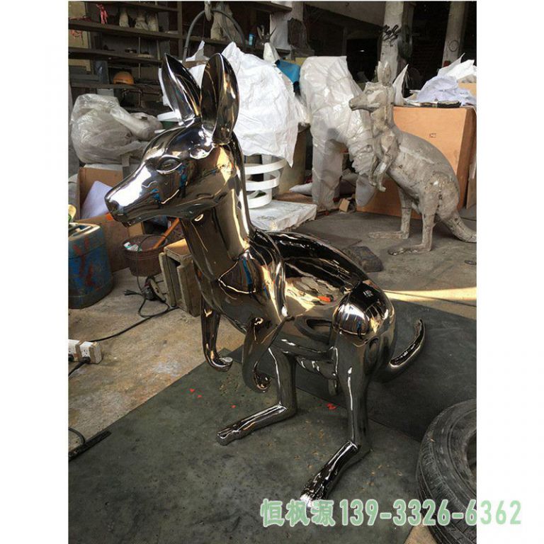 不锈钢袋鼠校园动物雕塑