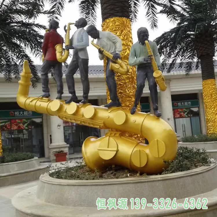 不锈钢都市萨克斯人物雕塑