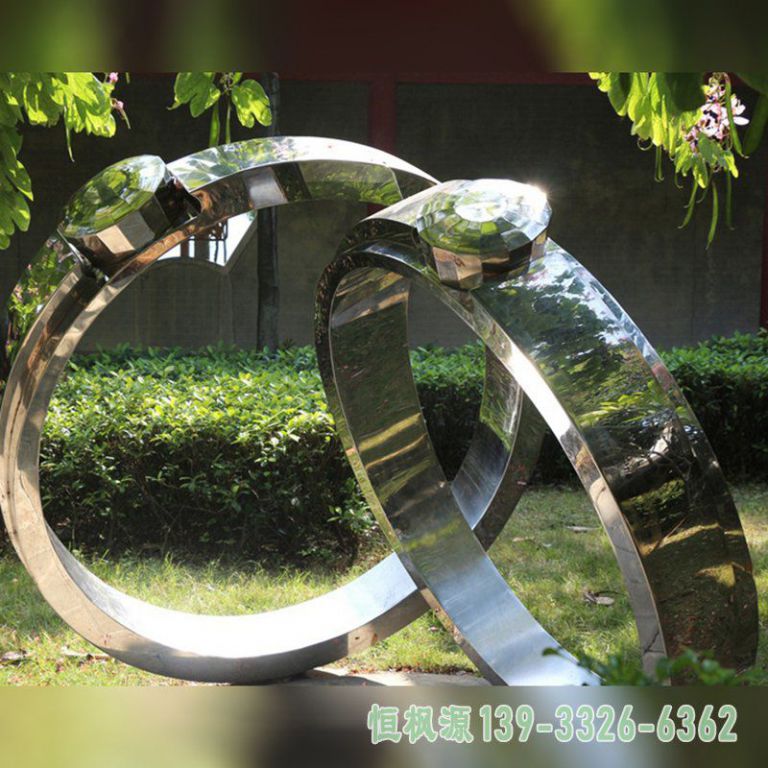 广场大型戒指不锈钢雕塑