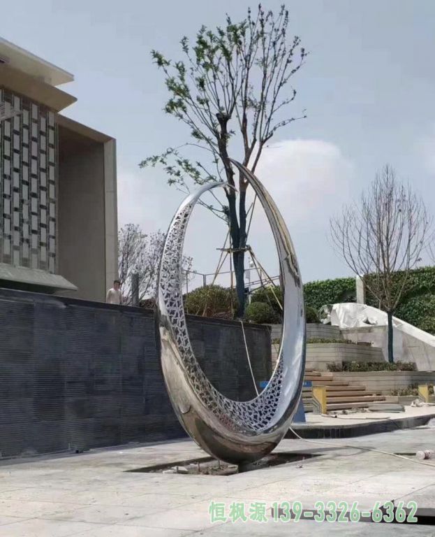 不锈钢月亮学校景观雕塑