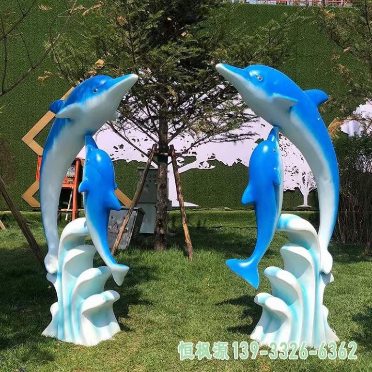 彩绘海豚户外不锈钢雕塑