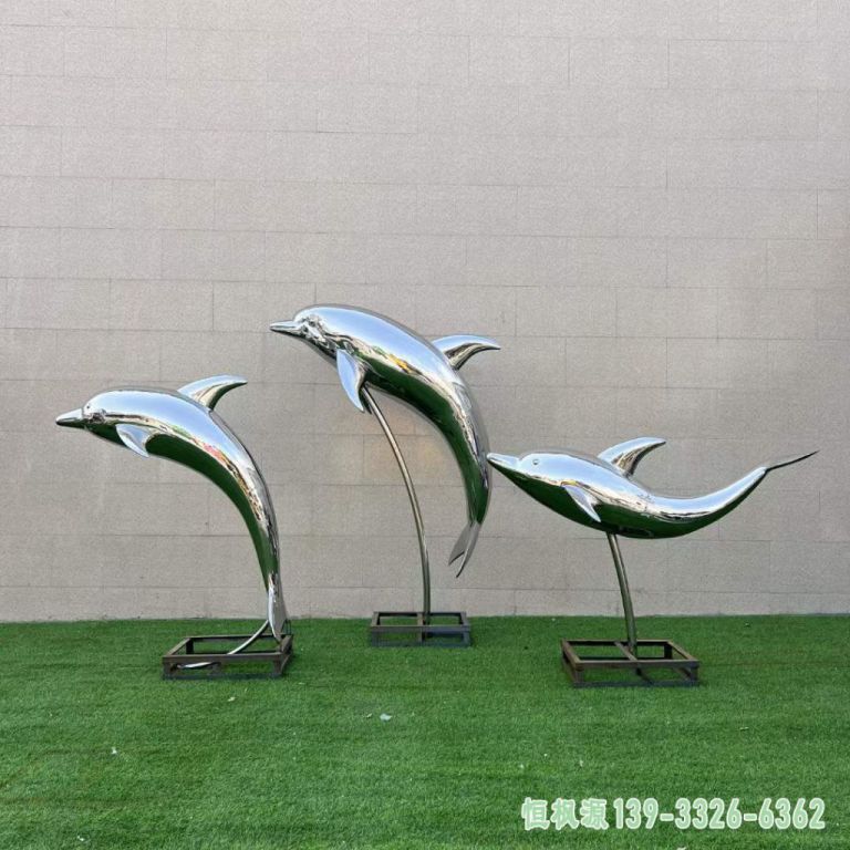 海豚广场不锈钢雕塑
