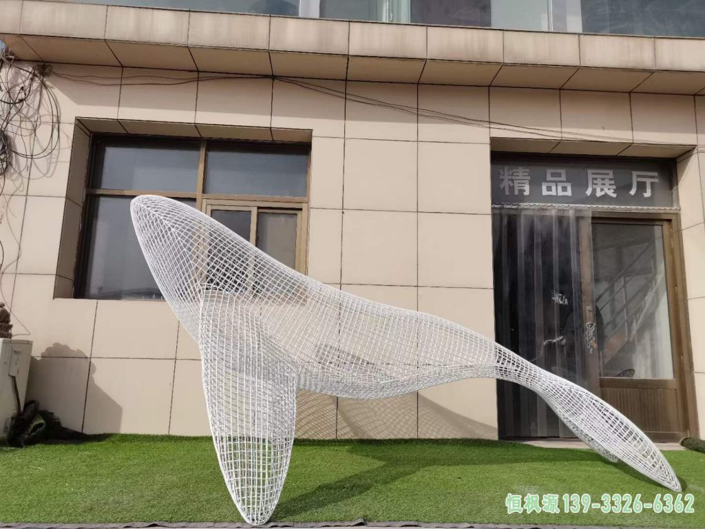 海豚小区不锈钢雕塑