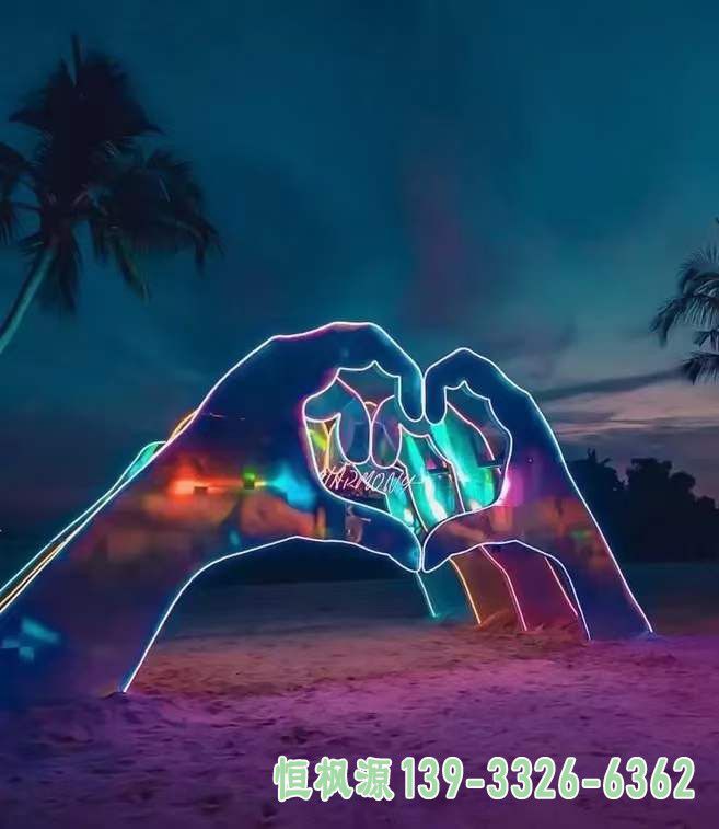 字母彩绘广场不锈钢雕塑