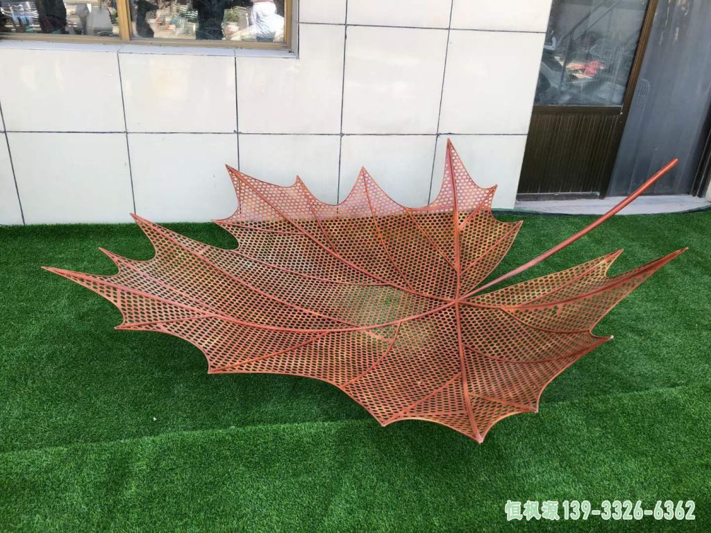 枫叶都市不锈钢景观雕塑