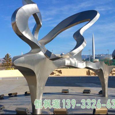 钢琴不锈钢广场雕塑