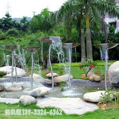 喷泉不锈钢景观雕塑
