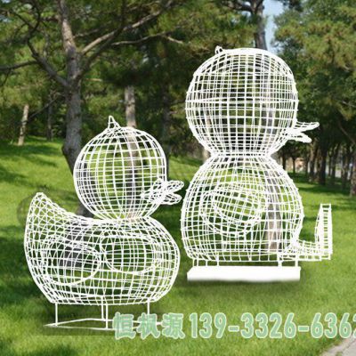 鸭子不锈钢小区雕塑