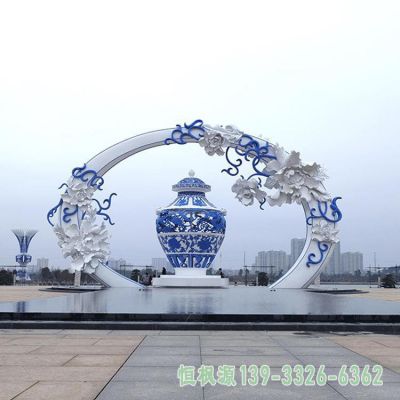 青花瓷不锈钢广场雕塑