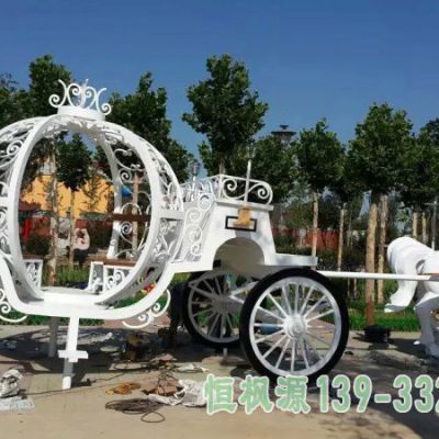 马车不锈钢景观雕塑
