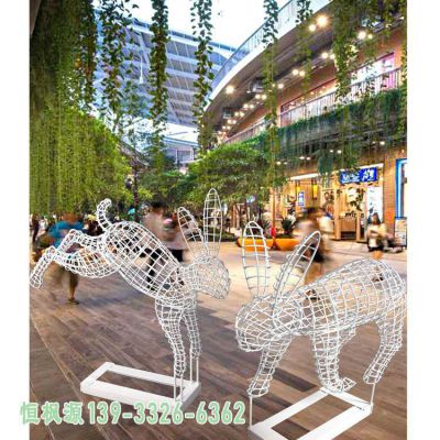 不锈钢商场镂空兔子雕塑