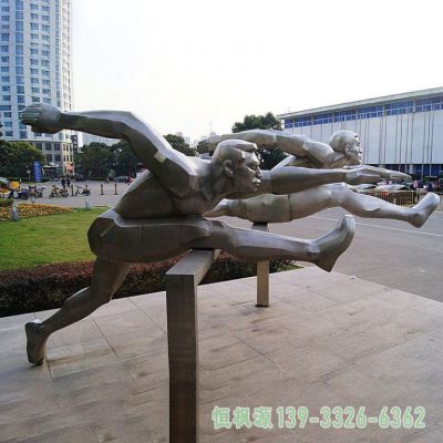 城市不锈钢跨栏雕塑