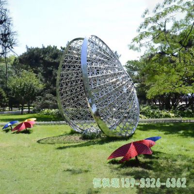 不锈钢校园扇贝雕塑