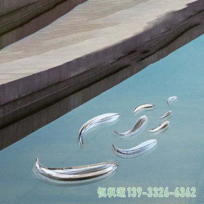不锈钢都市小鱼雕塑