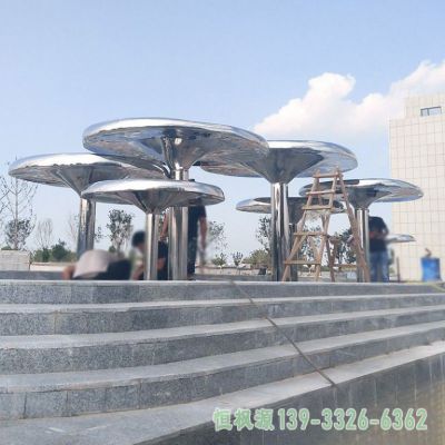 小区蘑菇不锈钢景观雕塑