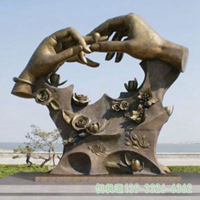 不锈钢都市戒指艺术雕塑