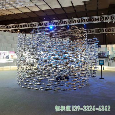 不锈钢企业鱼群雕塑