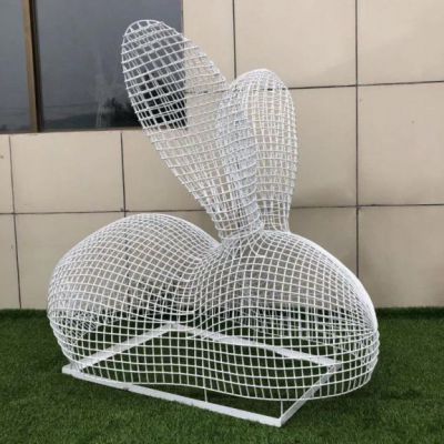兔子小区不锈钢雕塑