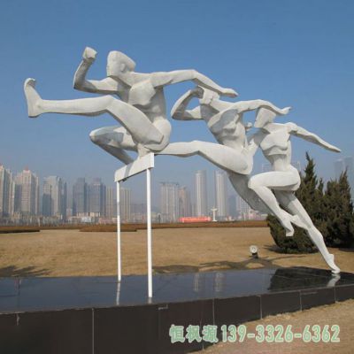 跨栏小区不锈钢人物雕塑
