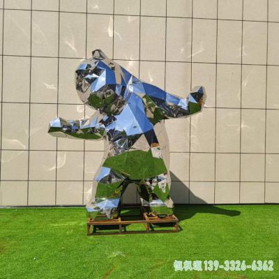 切面熊都市不锈钢雕塑