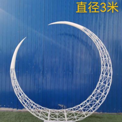 月亮广场不锈钢雕塑