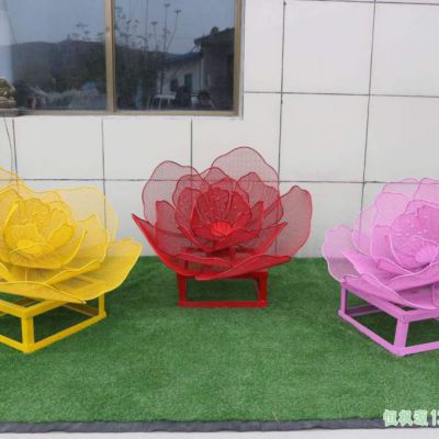 校园不锈钢镂空花朵雕塑