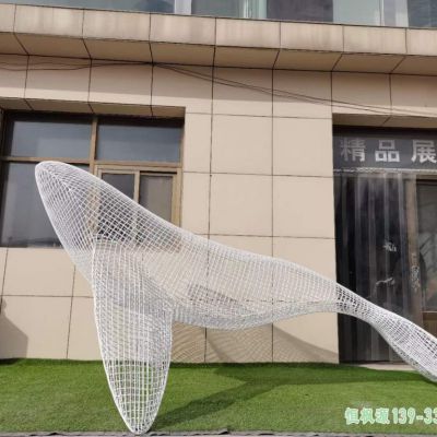 海豚小区不锈钢雕塑