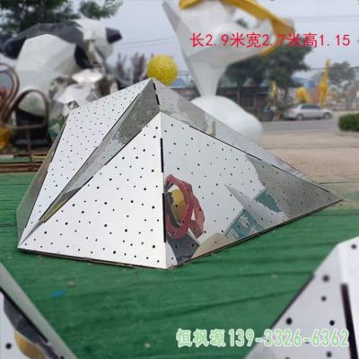 几何石头城市不锈钢雕塑
