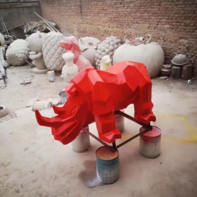 犀牛不锈钢广场彩绘雕塑