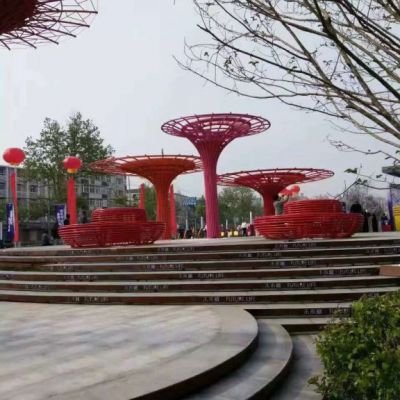 彩绘树广场不锈钢雕塑